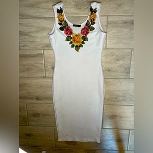 BooHoo White Fitted Floral Detail Midi Dress US Size 6